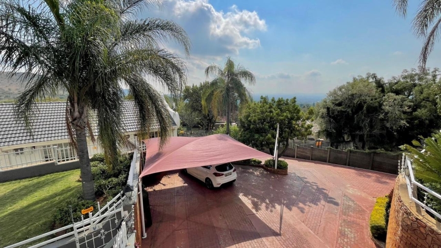 4 Bedroom Property for Sale in Safari Gardens North West